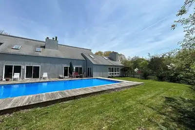 Image de Spacious private 5-bedroom house in perfect Southampton for your getaway