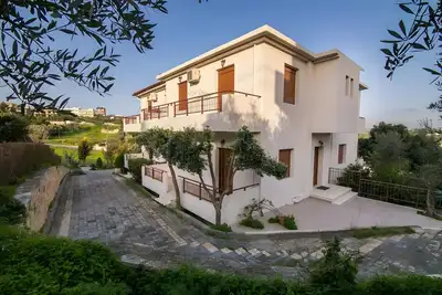Image de Maison de vacances « Ariadni's Maisonette » avec vue sur la montagne, Wi-Fi et climatisation