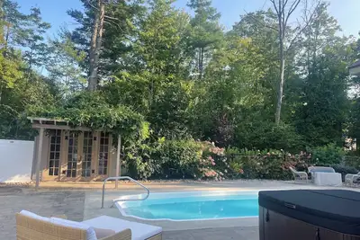 Image de Saratoga personal Oasis w/ Pool, Hottub, Pool Table 8 Mins to Track/Spac