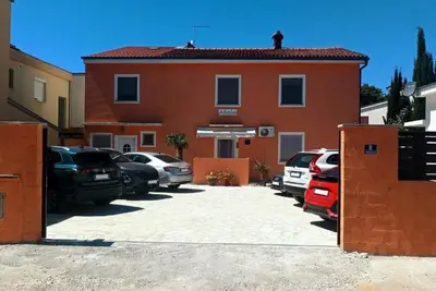 Image de Charming 2-bedroom apartment with Ac in Medulin