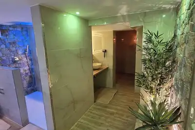 Image de Exclusive 5⭐️ vacation apartment near Cologne with whirlpool and infrared sauna available to book