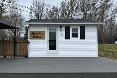 Image de Cozy cottage River view, close to beaches and amenities.