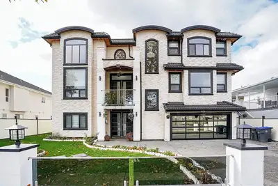 Image de Spacious Luxury Haven - 6br - 5. 5ba