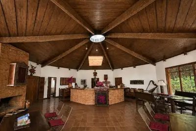 Image de Peace of Heaven — A Beautiful Lakeside Villa with Breathtaking Volcano Views