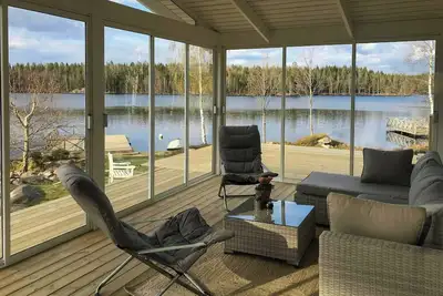 Image de Maison de vacances bénéficiant d'un emplacement paisible au bord d'un lac dans le comté de Blekinge