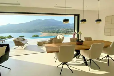 Image de Villa avec vue sur le golfe du Valinco à Propriano
