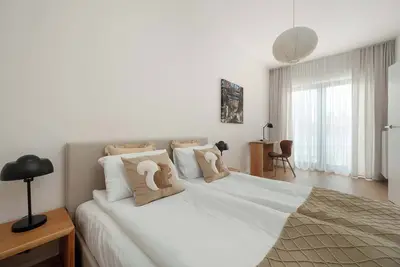 Image de Stylish Apartment with Air Conditioning | Close to the Market Square