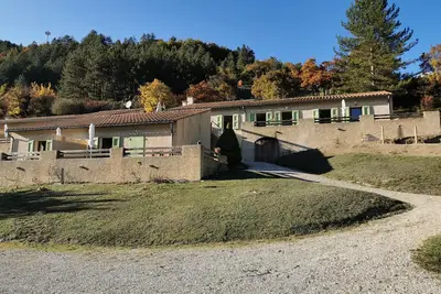 Image de Maison de vacances « Gîtes Clos La Roche » avec vue montagne