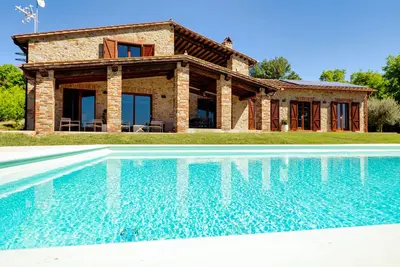 Image de Villa « San Venanzo – Casale De' Conti » avec piscine, Wi-Fi et climatisation