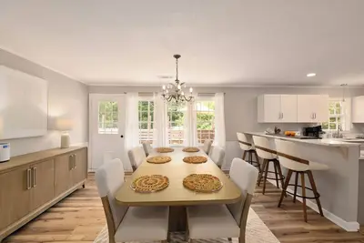 Image de Queenie’s Classic City Retreat: 5 Minutes to Downtown Athens