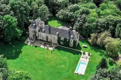 Image de Château historique au cœur de Normandie