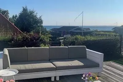 Image de Maison de style Funkis datant de 1932, à seulement 100 pas de la plage