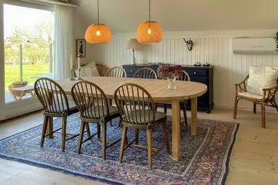 Image de Charmante maison avec vue sur la mer, sur la baie de Båring