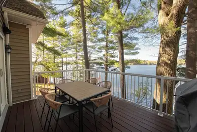 Image de Gather, game, relax and repeat at Pinecone Gamezone Cottage