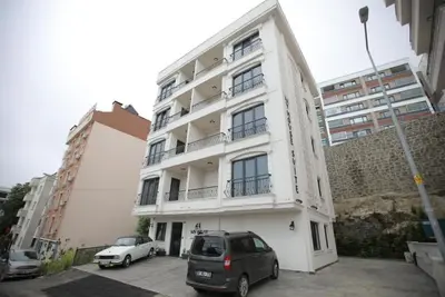 Image de Two Bedroom Apartment-4