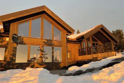 Image de Chalet familial avec double cuisine à Gautefall