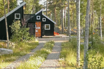 Image de Logements modulaires design en bord de mer à Långvind