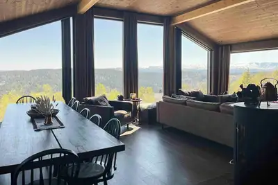 Image de Cabane traditionnelle avec vue sur Slettefjell