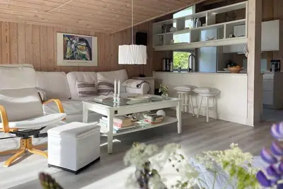 Image de Maison de vacances ouverte et lumineuse au bord de la mer du Nord