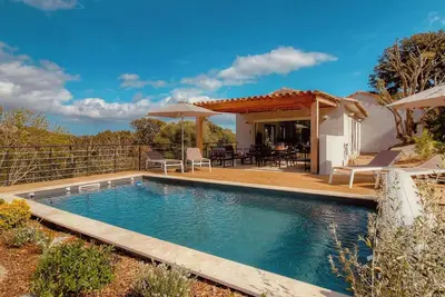 Image de Villa avec piscine entre Porto-Vecchio et Bonifacio