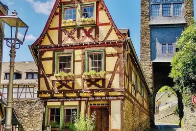 Image de Maison à colombages datant de 1677, située près des remparts de Bacharach