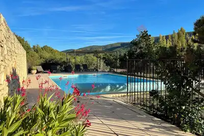 Image de Bastide avec piscine dans le Luberon/Provence