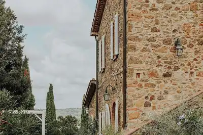 Image de Appartement dans un domaine toscan près de la mer