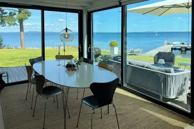 Image de Villa avec vue sur le lac Vättern à Vadstena