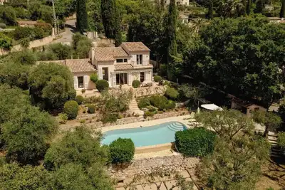 Image de Villa avec piscine et vue sur Cannes