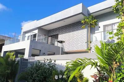 Image de Modern luxury villa near downtown