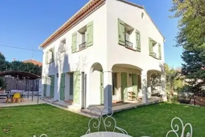 Image de Elegant Cannes Villa 4-5 Bedrooms\nWalk to Palais & Beaches