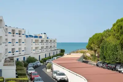 Image de As27341- Studio cabine Vue mer avec piscine direct sur plage