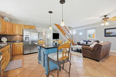 Image de Waves Of Hampton I Newly Remodeled! Steps To Ocean And Boardwalk!