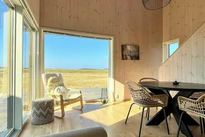 Image de Cabane de surf moderne à Borestranden