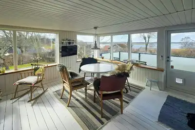 Image de Charmante maison de vacances avec vue sur le fjord à Hjarbæk
