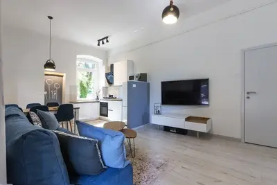 Image de Appartement de deux chambres avec le balcon et la vue sur le mer Pula (A-26931-a)
