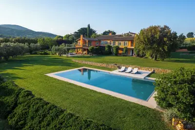 Image de Villa de l'auteur avec deux piscines à Capalbio