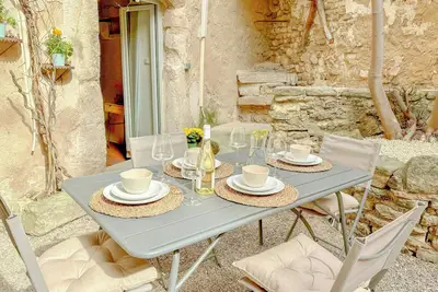 Image de Maison de village avec vue panoramique à Venasque