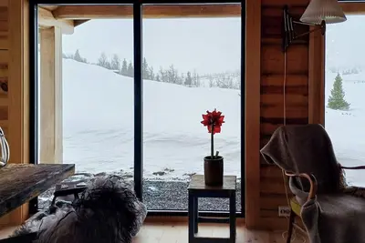 Image de Cabane avec vue panoramique sur le plateau de Syndin
