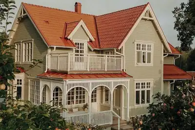 Image de Grande maison familiale avec jardin à Mariefred