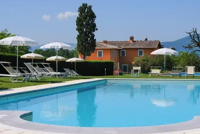 Image de Appartement avec terrasse dans un domaine viticole du Valdarno