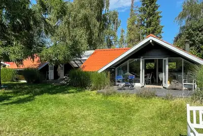 Image de Maison Kalmar près de la forêt et de la plage à Lolland