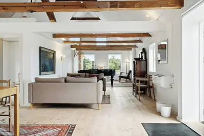 Image de Maison de campagne rénovée avec plage privée