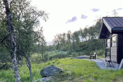 Image de Ålhytte moderne au pied de Reinskarvet