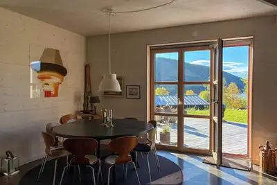 Image de Maison de montagne avec vue sur le lac pour les grandes familles