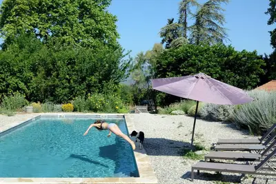 Image de Bastide provençale dans le Parc du Luberon