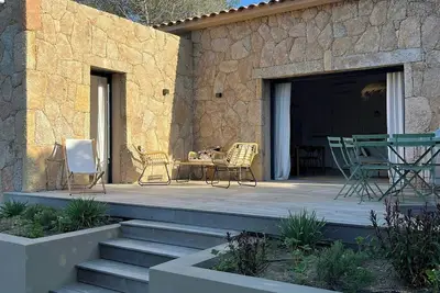 Image de Maison en pierre entre Porto-Vecchio et Bonifacio