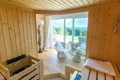Image de Une idylle naturelle moderne avec sauna et vue panoramique