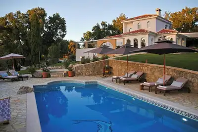 Image de Villa avec piscine et jacuzzi près de Grenade
