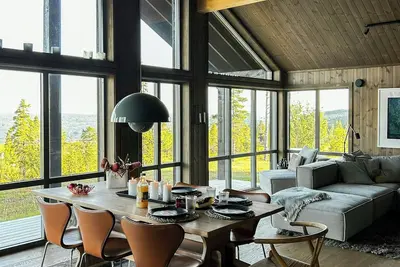 Image de Cabane moderne avec vue panoramique sur Nesfjellet